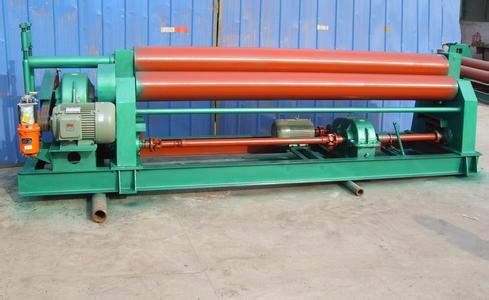 客戶(hù)定制全自動(dòng)卷板機(jī)